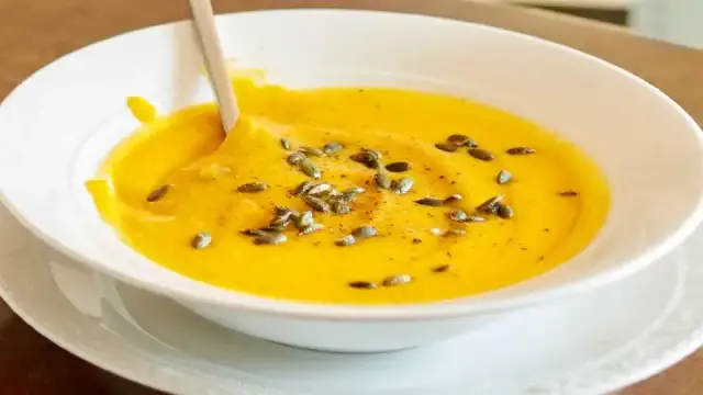 Zupa dyniowa jak zrobić – prosty przepis na pyszny smak w domu