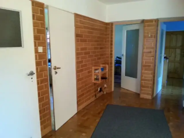 Idealny kolor drzwi do boazerii - praktyczne zasady doboru na 2025