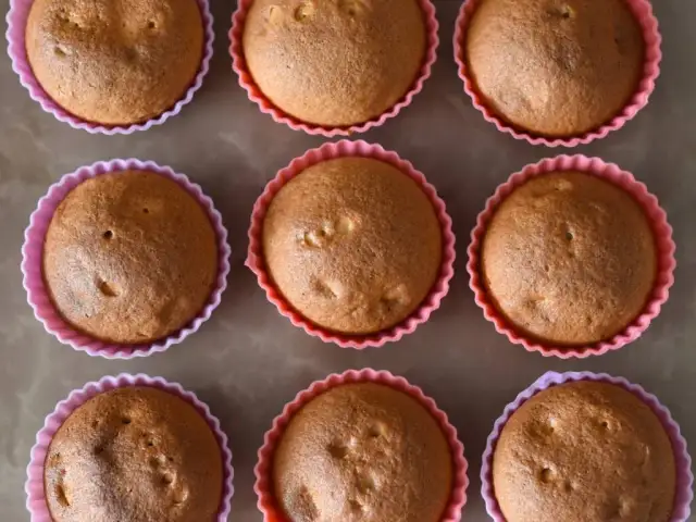 Jak zrobić babeczki bez foremek – łatwe sposoby na pyszne wypieki