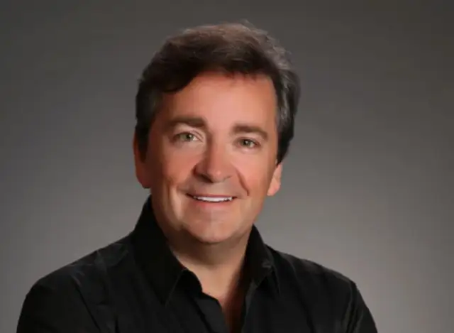 Adam Zdunikowski tenor - fascynująca biografia i osiągnięcia artysty