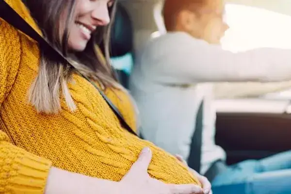 Wody odeszły - co to oznacza dla porodu i jak się przygotować