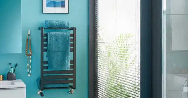 Jak ogrzać zimną łazienkę i cieszyć się komfortem przez cały rok