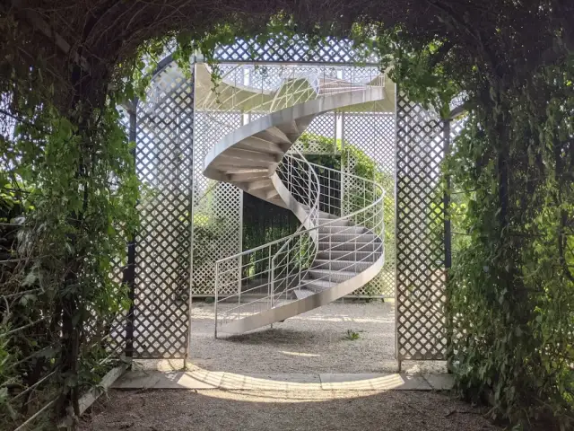 Nitonakrętki i ich rola na placu budowy