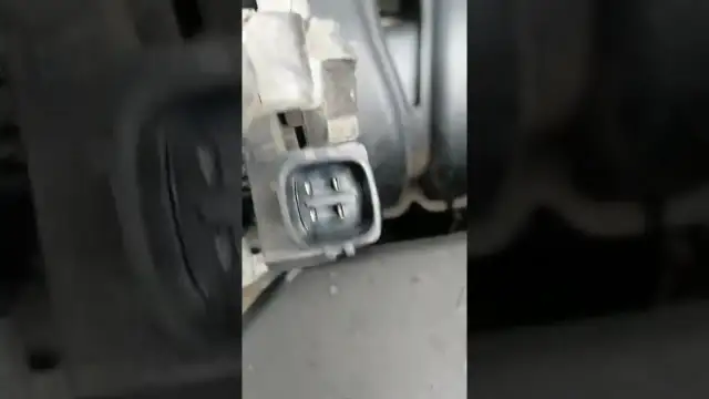 Jak wyjąć alternator w Avensis T25 – prosty poradnik krok po kroku bez błędów