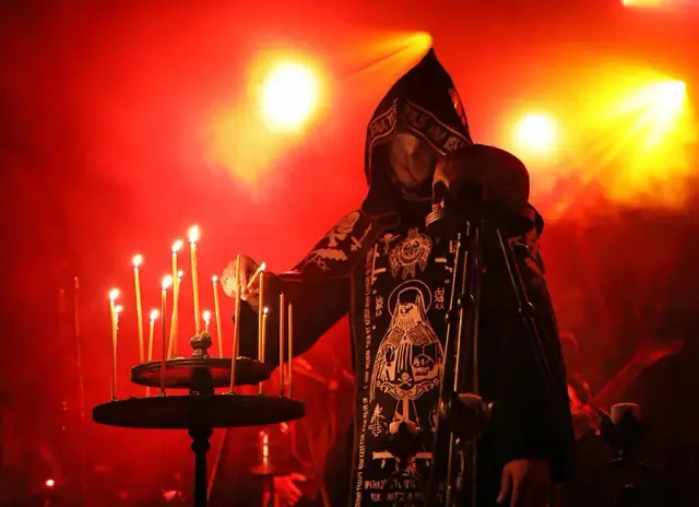 Jak wygląda czarna msza? Rytuały, symbole i tajemnice ceremonii