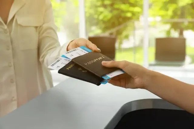 Pierwszy raz na lotnisku? uniknij błędów i stresu – praktyczne porady dla początkujących