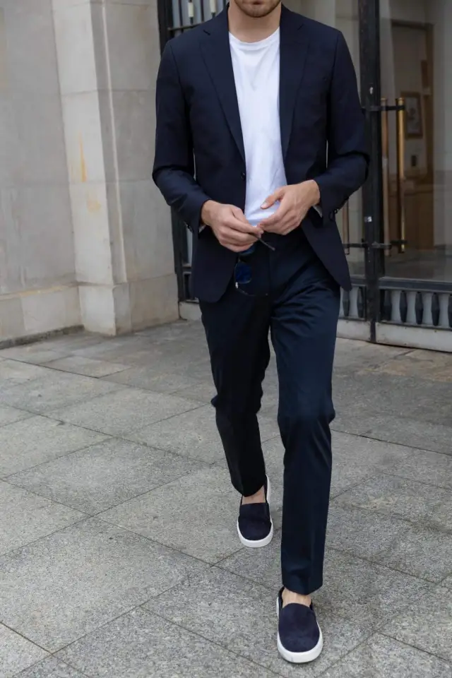 Stylowe i wygodne męskie stylizacje sportowe bez wpadek modowych