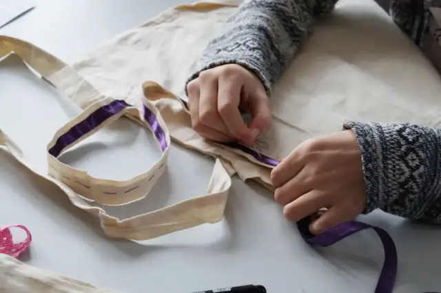 Zajęcia z szycia dla dzieci - rozwijaj kreatywność i umiejętności