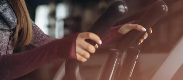 Czy orbitrek odchudza? Odkryj skuteczność w spalaniu kalorii