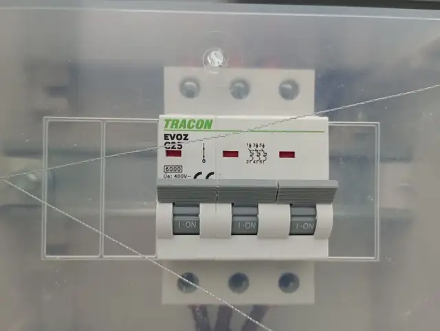 Jaki bezpiecznik przed licznikiem? Wybierz najlepszy dla swojego domu