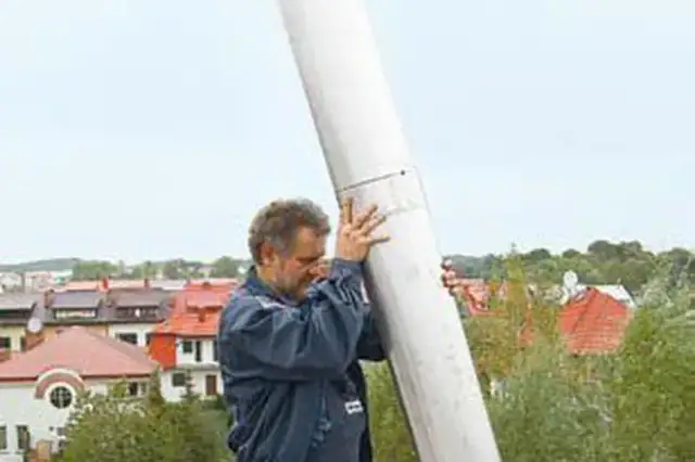 Jak prawidłowo zamontować wkład kominowy w starym kominie - poradnik krok po kroku