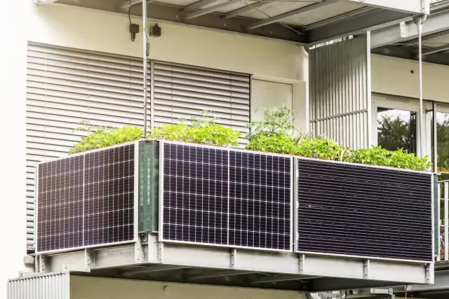 Jak mocno tańsza instalacja fotowoltaiczna może być na balkonie? Przekonaj się!