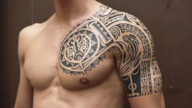 Tatuaż polinezyjski znaczenie symboli: odkryj głębię ich duchowości