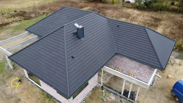 Gdzie kupić dachówkę Nelskamp? Porównaj ceny i dostępność