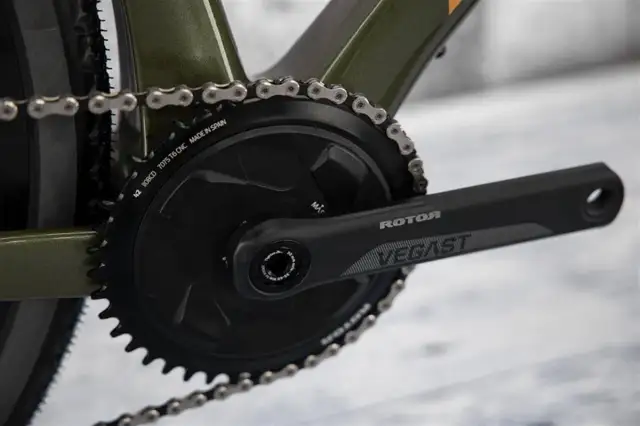 Jak dokręcić korbę w rowerze i uniknąć uszkodzeń? Prosty sposób!