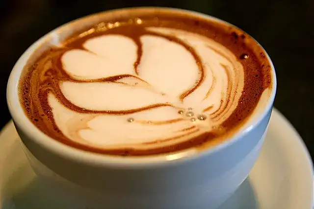 Od kiedy dziecko może pić kakao? Ważne zasady i zdrowe wskazówki