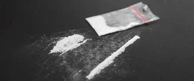 Jak rozpoznać zapach amfetaminy i co o nim warto wiedzieć