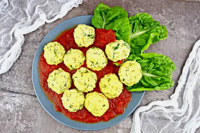 Pulpety z piersi kurczaka - przepis, klopsiki z piersi kurczaka