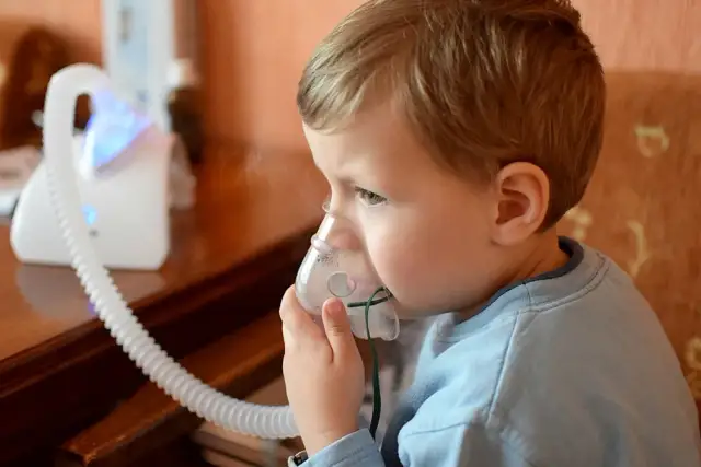 Jaki nebulizator dla dziecka? Sprawdź, jak wybrać idealny sprzęt bez stresu