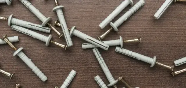 Jakie kołki rozporowe do karniszy wybrać, aby uniknąć problemów?