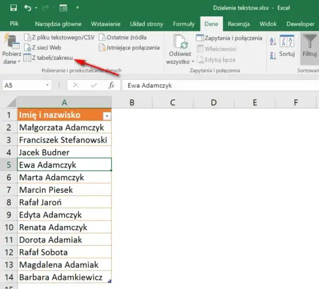 Jak rozdzielić tekst w komórce Excel: 4 skuteczne metody