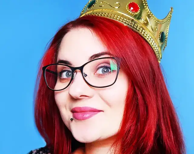 Miss Aga ile ma lat? Zaskakujące fakty o jej wieku i karierze