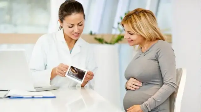 Ciąża: Kiedy do ginekologa, aby uniknąć poważnych problemów?