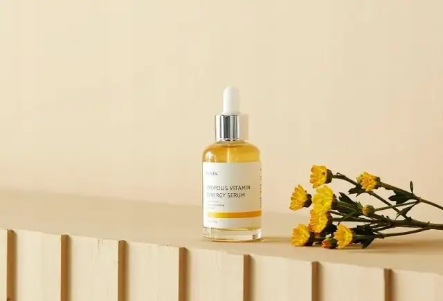 Serum rewitalizujące iunik – właściwości, opinie i efekty dla skóry