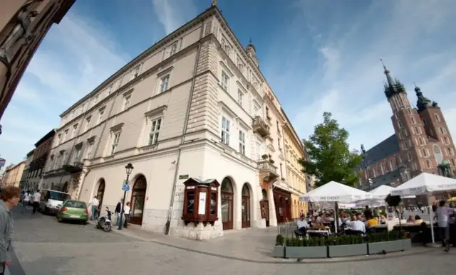 Pałac Bonerowski: luksusowy hotel w zabytkowej kamienicy Krakowa