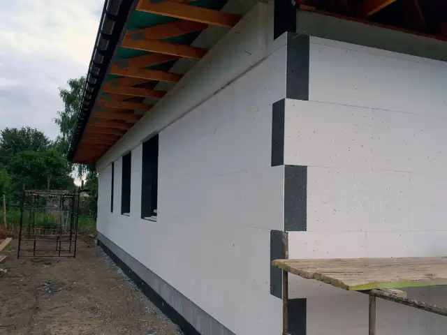 Jak robić elewacje budynku - krok po kroku do idealnego efektu