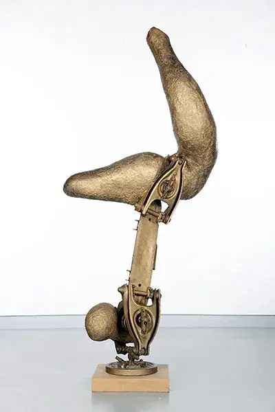 Alina Szapocznikow rzeźby: odkryj dramatyczne piękno jej sztuki