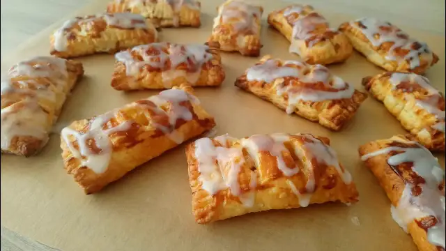 Jakie ciastka z ciasta francuskiego są najszybsze i najprostsze do zrobienia