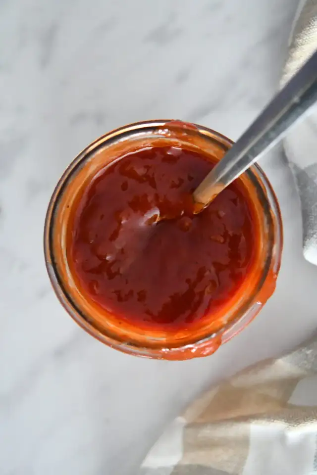 Jak zrobić sos barbecue z ketchupu: prosty przepis krok po kroku