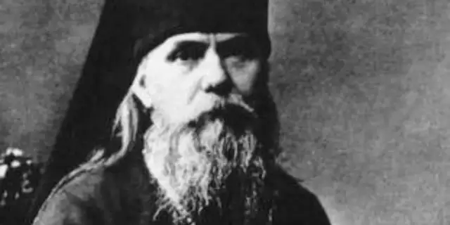 Kto stoi na czele kościoła prawosławnego? Poznaj kluczowe postacie i ich rolę