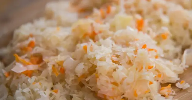 Ile kcal ma kapusta kiszona? Zaskakujące fakty o kaloriach i zdrowiu