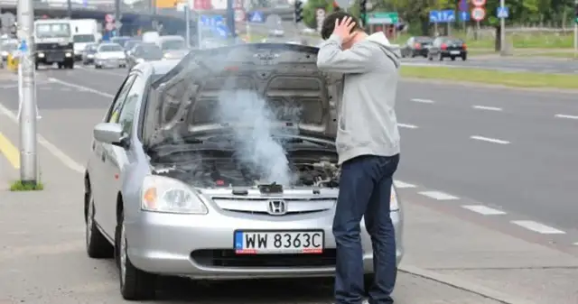 Brak płynu w chłodnicy – czy można jechać i jakie są konsekwencje?