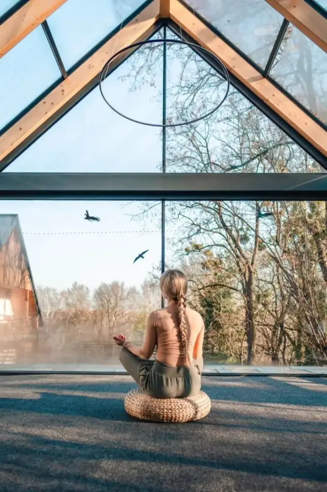 Medytacja tummo jak robić – praktyczne kroki, techniki i korzyści dla początkujących