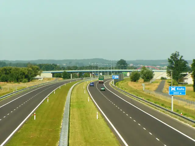 Kto wymyślił autostrady i jak zmieniły transport na zawsze