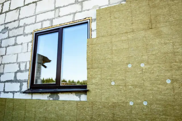 Jaka grubość wełny na elewację? Optymalne ocieplenie domu