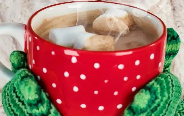 Ile kalorii ma kubek kakao? Poznaj dokładną wartość kaloryczną napoju