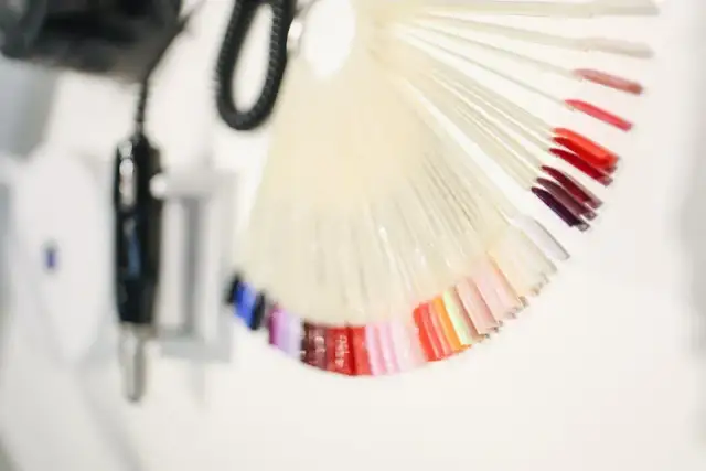 Dlaczego warto wybrać lakiery Victoria Vynn?