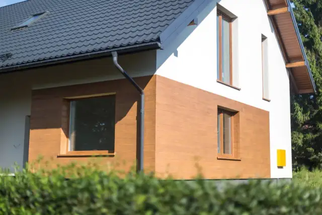 Wełna mineralna czy styropian na elewację – co wybrać, by uniknąć błędów?