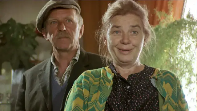 Kto śpiewa piosenkę w filmie Kogel Mogel? Odkryj artystów i ich utwory