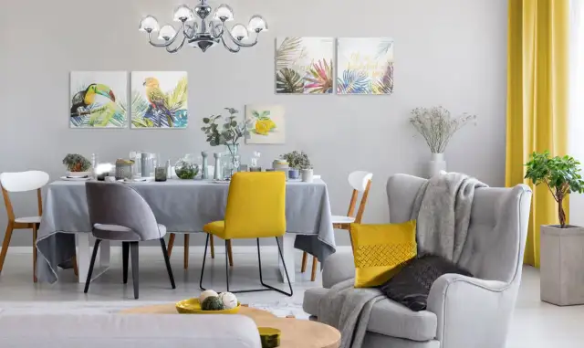 Jaki kolor pasuje do szarego w salonie? Inspiracje i porady kolorystyczne