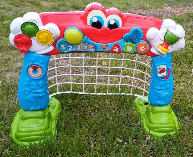 Bramka zabawka: interaktywna radość dla dzieci bez frustracji