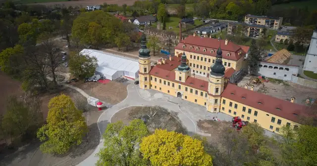 Pałac w Żyrowej - odkryj jego fascynującą historię i architekturę