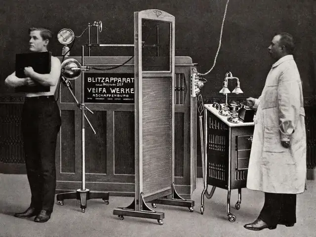 Quién descubrió los rayos X y cómo cambiaron la medicina para siempre