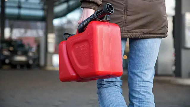 Wie viel Kraftstoff darf man zu Hause lagern? Wichtige Vorschriften und Tipps