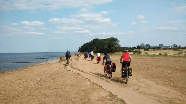 Trasa rowerowa wzdłuż Bałtyku: najlepsze miejsca i porady dla cyklistów