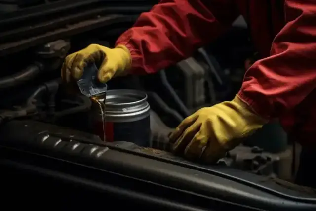 Czy dolanie oleju do rozgrzanego silnika jest bezpieczne? Uniknij błędów i uszkodzeń